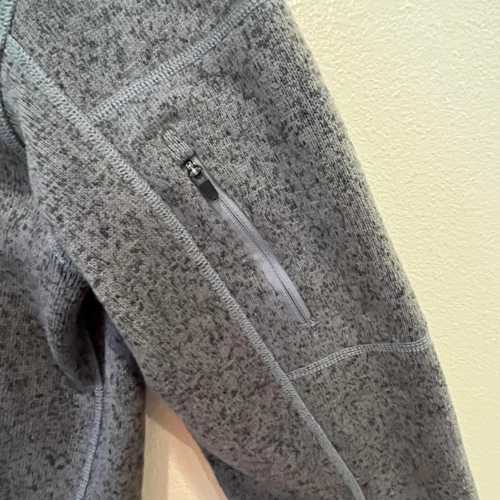 The North Face Gray Quarter-Zip Fleece Sweatshirt